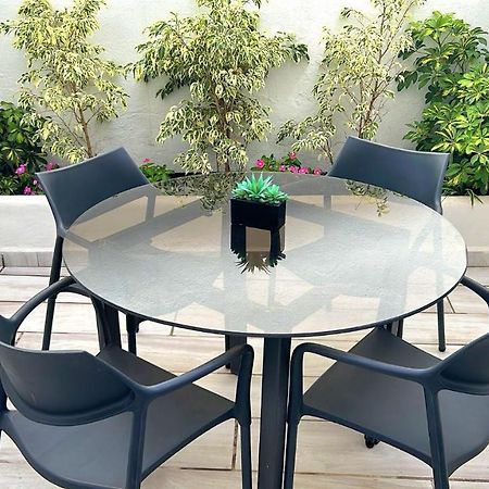 New! Renovated, Centrally Located, Private Entrance, Terrace Apartment Valencia Exterior foto