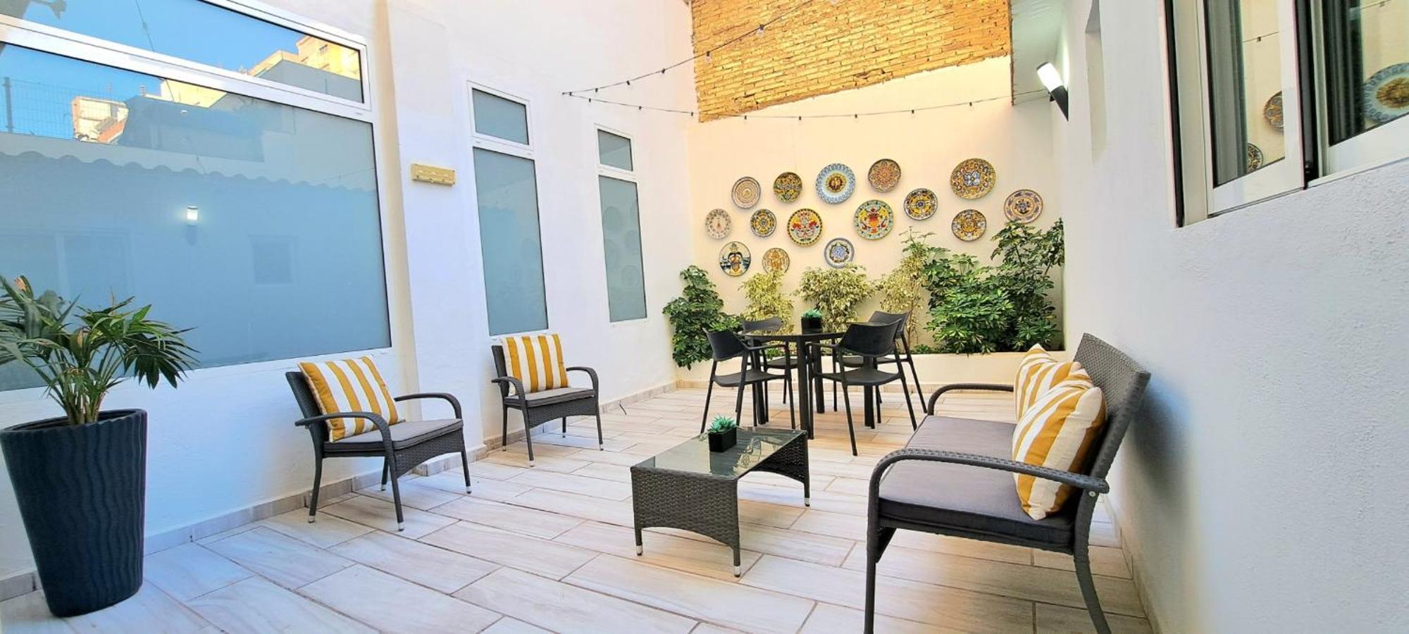 New! Renovated, Centrally Located, Private Entrance, Terrace Apartment Valencia Exterior foto